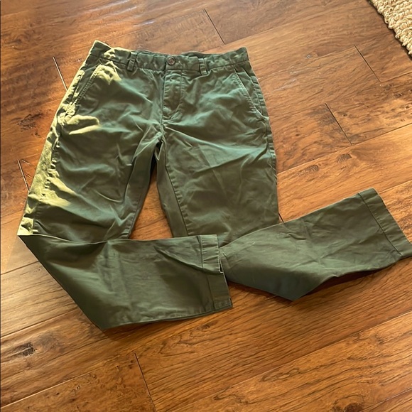 Brooks Brothers Green Chinos Classic Cotton Style - Picture 1 of 4